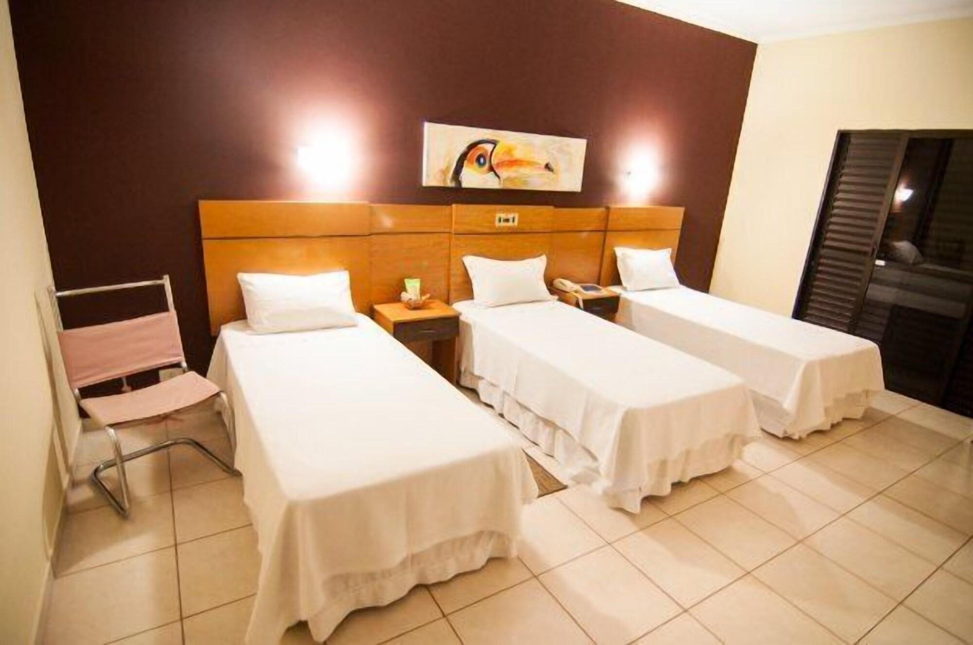 Real Palace Hotel Tres Lagoas Bagian luar foto