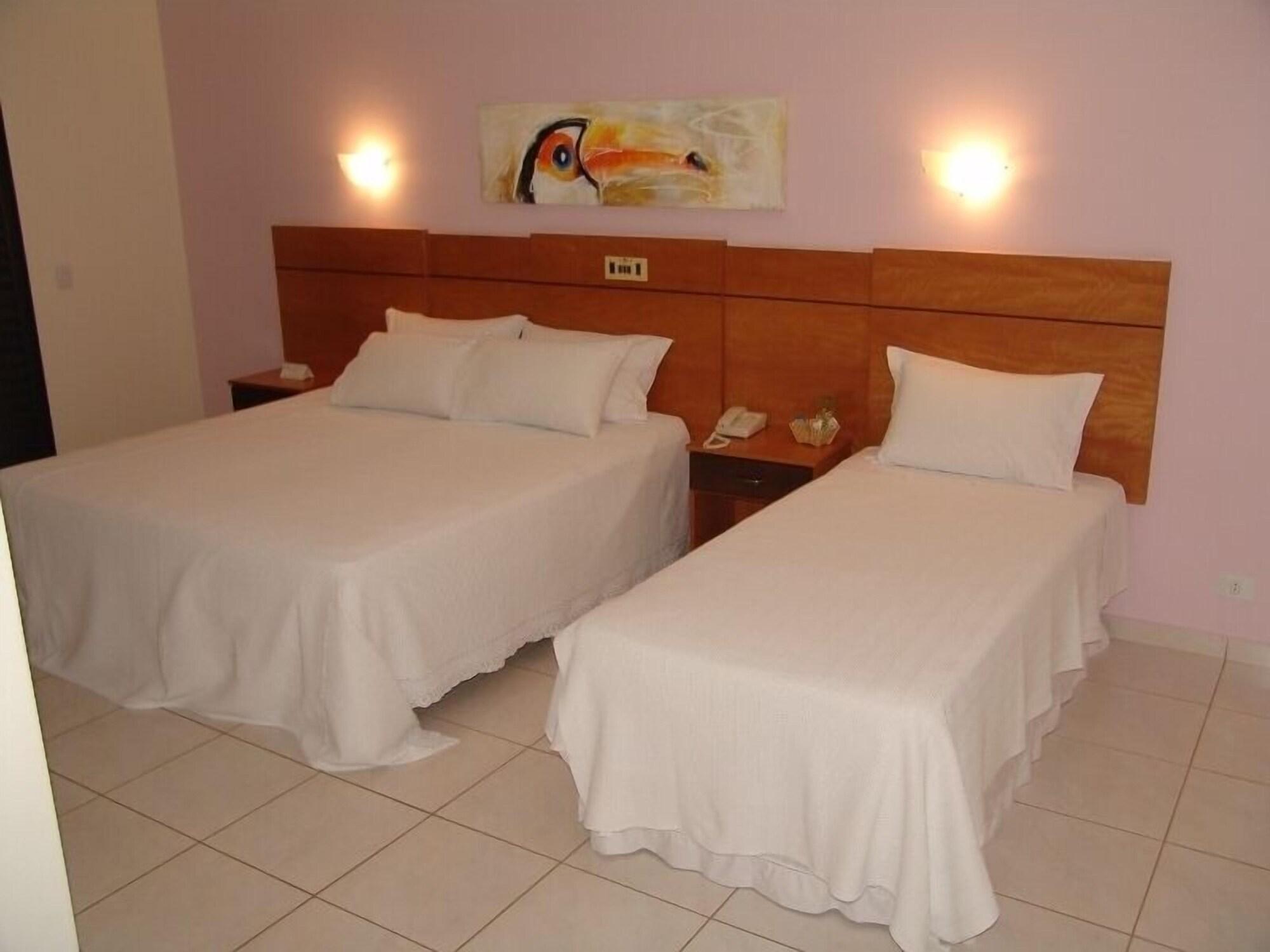 Real Palace Hotel Tres Lagoas Bagian luar foto